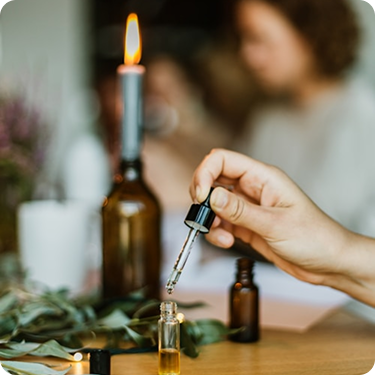 The Art of Curating a Luxury Perfume Collection: A Symphony of Scents and Stories